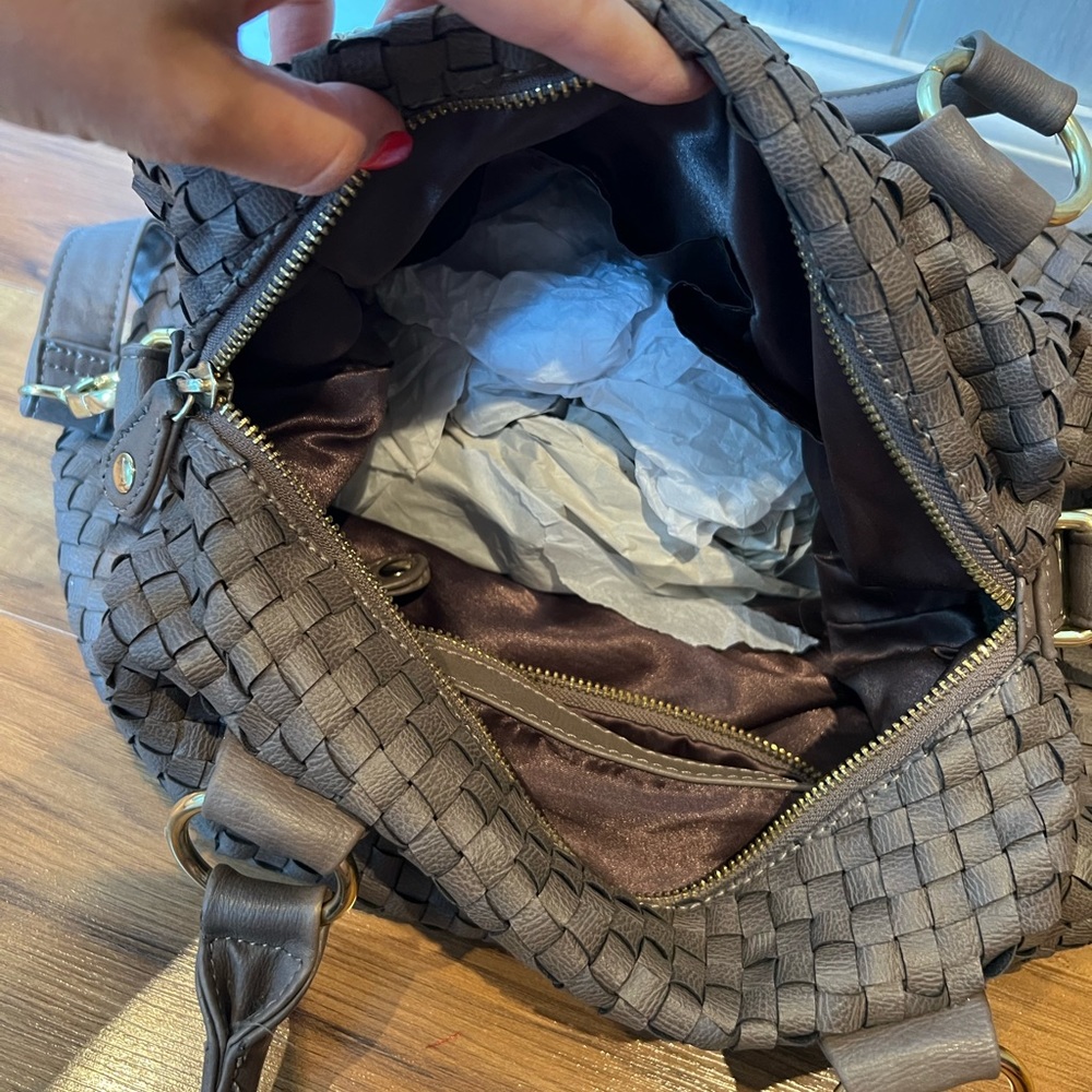 Handbag - Picture 3 of 3